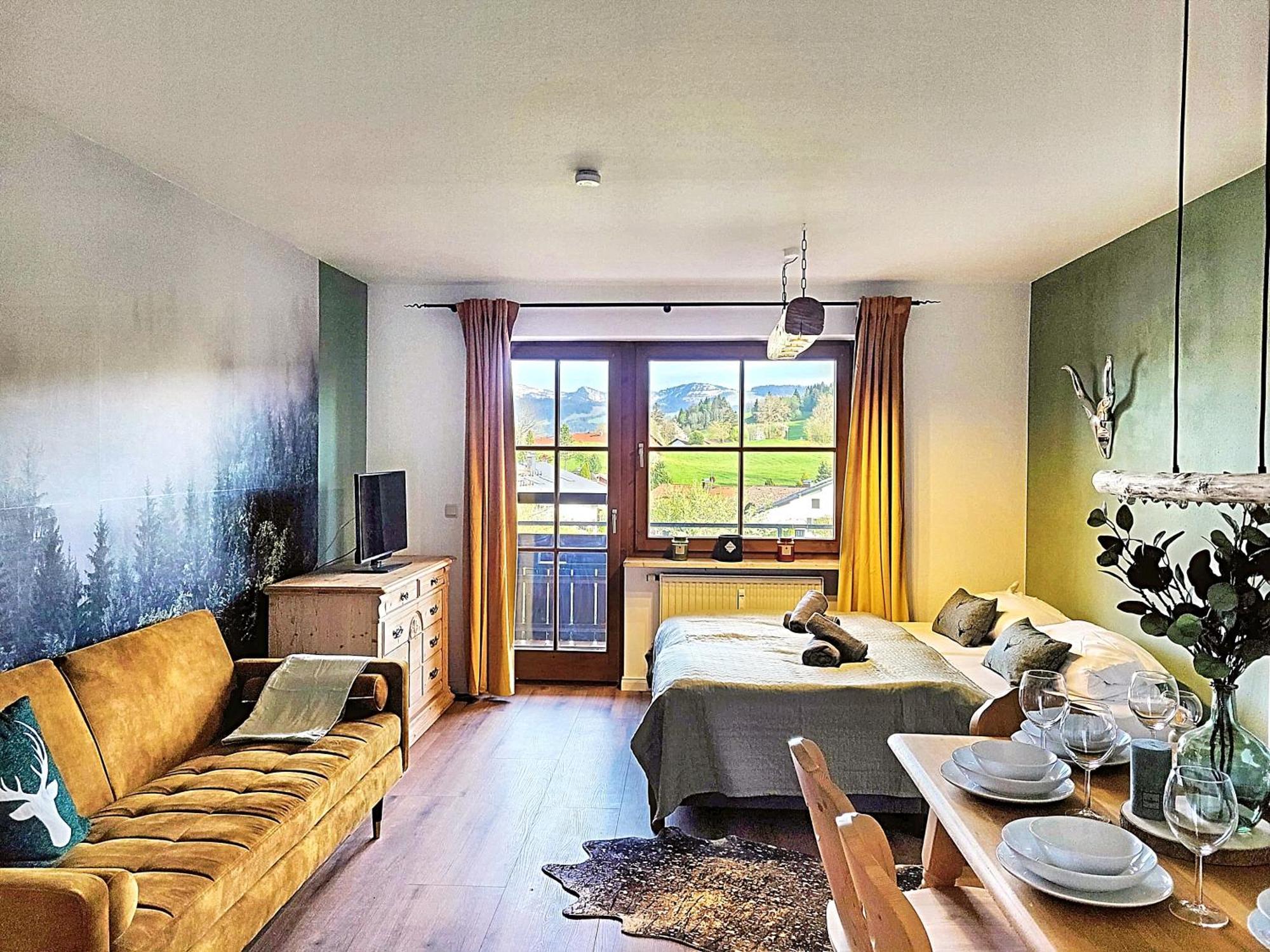 Lindners Hideaways - Bergnest Lodge - Bergblick Fewo 6 Pers Balkon Garten Hund Ski Unterkunft Luftkurort Oberreute Naehe Buchenegger Wasserfaelle Eistobel Bodensee Esterno foto