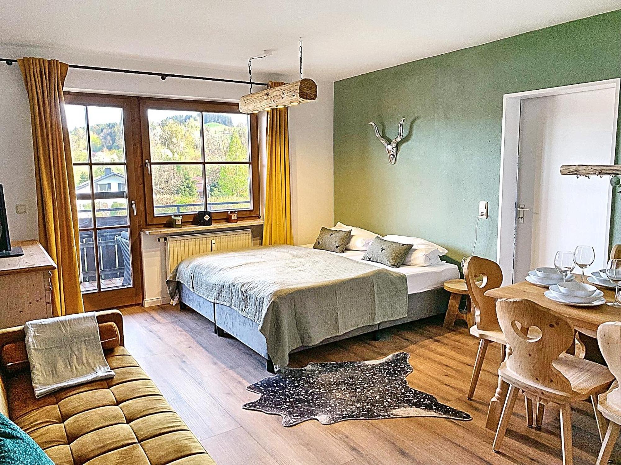 Lindners Hideaways - Bergnest Lodge - Bergblick Fewo 6 Pers Balkon Garten Hund Ski Unterkunft Luftkurort Oberreute Naehe Buchenegger Wasserfaelle Eistobel Bodensee Esterno foto